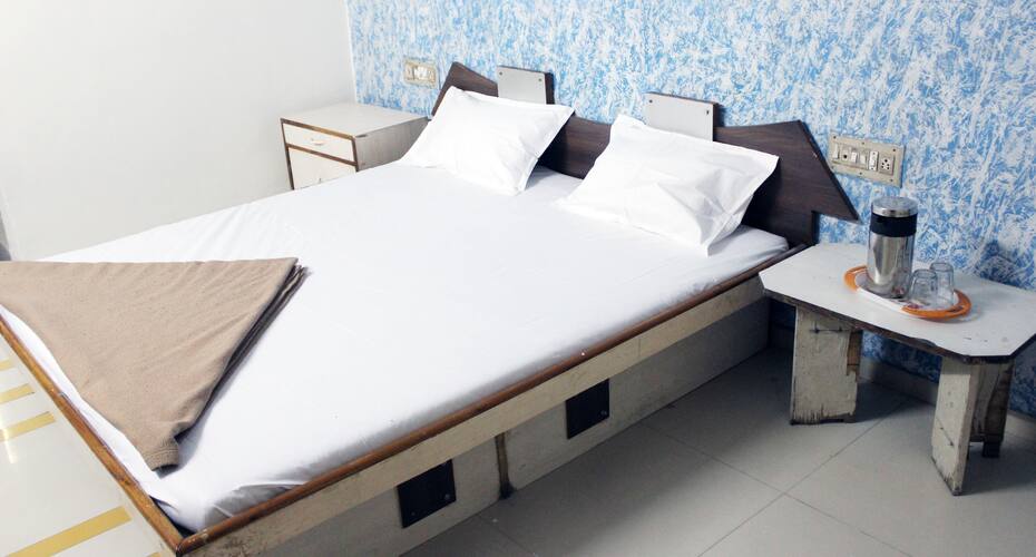 Hotel Kamal Palace, Ahmedabad 5